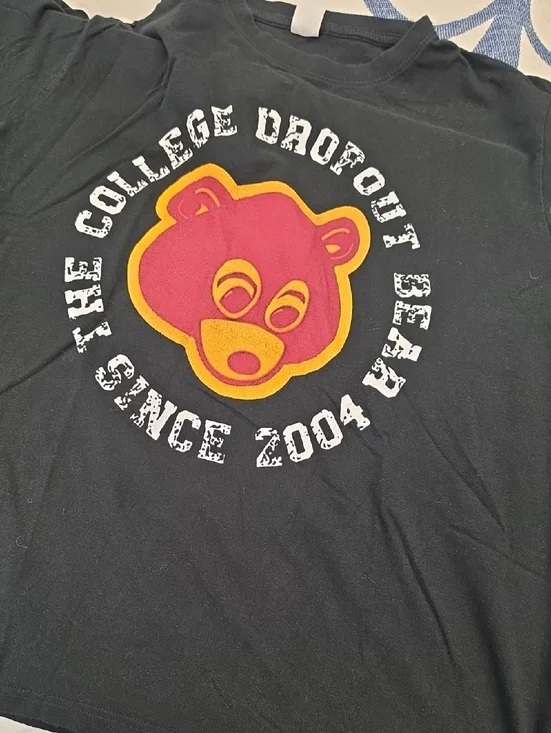 Kanye West THE COLLEGE DROP OUT BEAR SINCE 2004 T SHIRT! LARGE - Picture 9 of 10